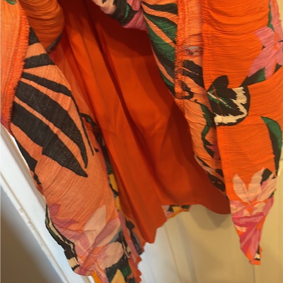 Old Navy Women’s Dress - Picture 2 of 3